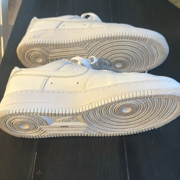White Nike Airforce 1 - Picture 7 of 7